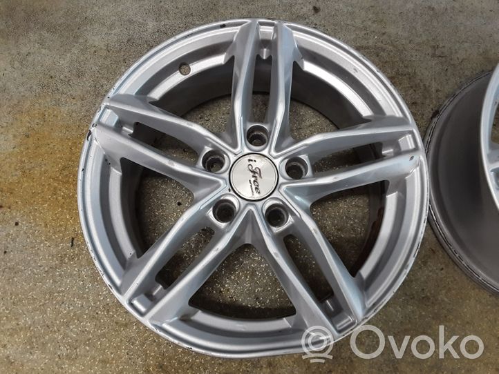 Hyundai i30 R16 alloy rim 689236