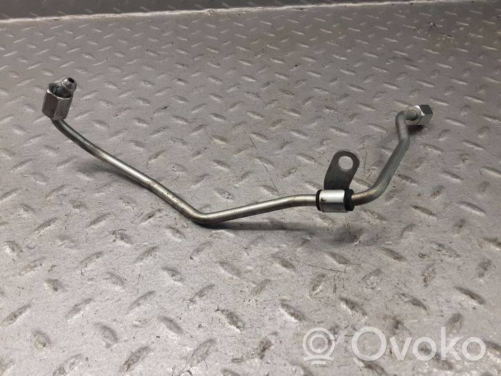 Toyota Yaris XP210 Tubo de alimentación del combustible 2380115070