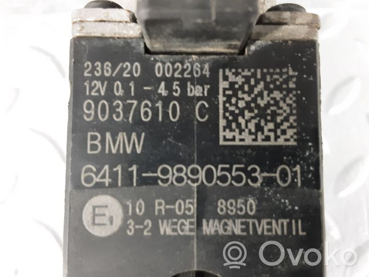 BMW X5 G05 Pompa obiegowa Webasto 9890553