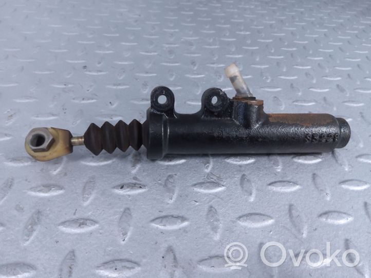 Mercedes-Benz 200 300 W123 Clutch slave cylinder A0012954406