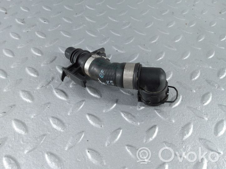 BMW X6 G06 Tuyau de liquide de refroidissement moteur 8472308