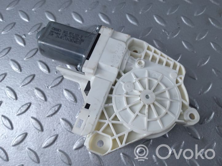 Audi A6 C7 Front door window regulator motor 8K0959801B