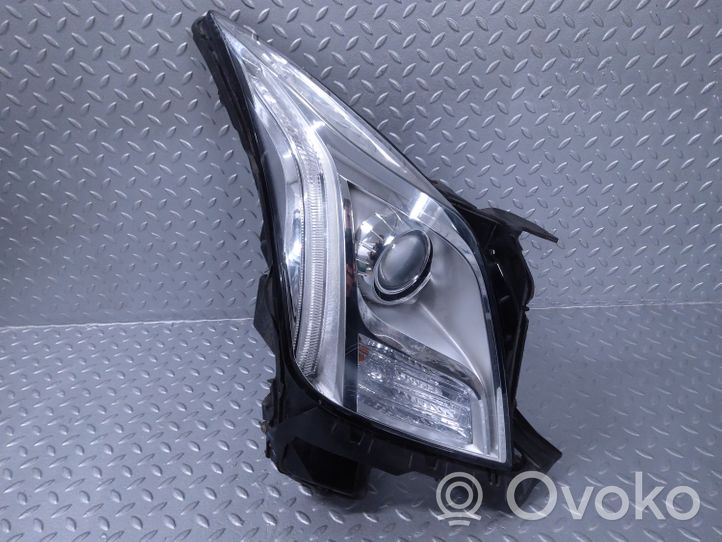 Cadillac XTS Lampa przednia 22967412