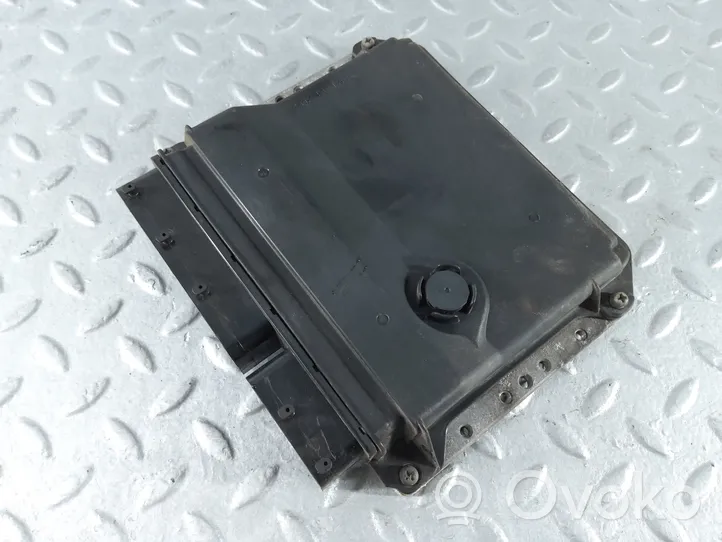 Toyota Avensis T270 Sterownik / Moduł ECU 8966105K30