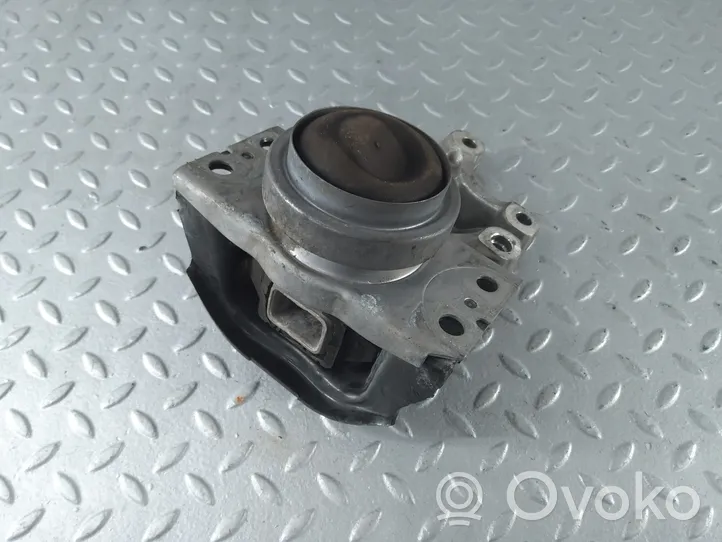 Citroen DS5 Engine mount bracket 9672479980