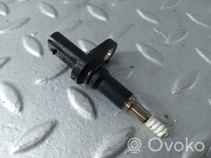 BMW 1 F40 Coolant temperature sensor 8661436