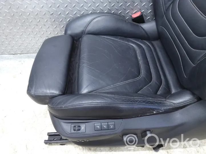 Citroen DS5 Seat set 