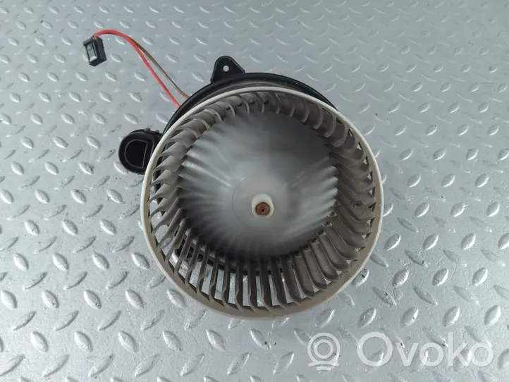 Mercedes-Benz A W177 Ventola riscaldamento/ventilatore abitacolo A2478308600