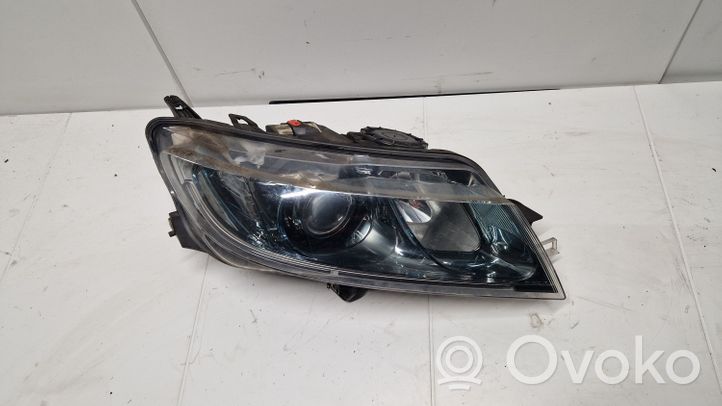 Saab 9-5 Lampa przednia 