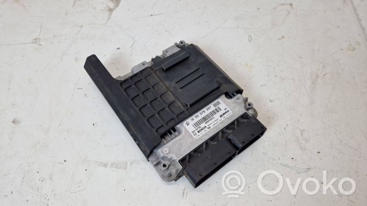 Saab 9-5 Sonstige Steuergeräte / Module 55579297