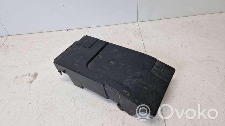 Saab 9-5 Support boîte de batterie 13330946
