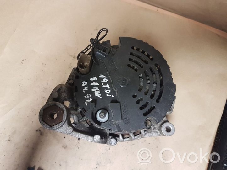 Audi A4 S4 B5 8D Générateur / alternateur 059903015G