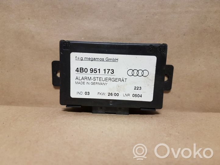 Audi A6 Allroad C5 Hälytyksen ohjainlaite/moduuli 4B0951173