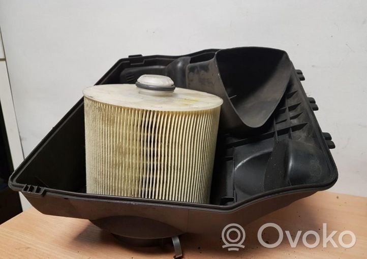 Audi A6 S6 C6 4F Oro filtro dėžė 