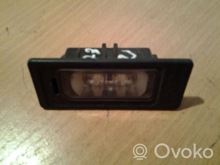 Audi A3 S3 8V Lampa oświetlenia tylnej tablicy rejestracyjnej 4G0943021