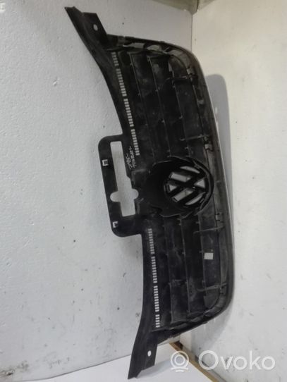 Volkswagen Touran I Front bumper upper radiator grill 1T0853651