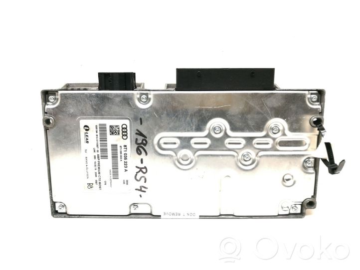 Audi RS4 Wzmacniacz audio 8T1035223A