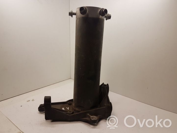 Audi A8 S8 D3 4E Staffa del pannello di supporto del radiatore 4E0806110E