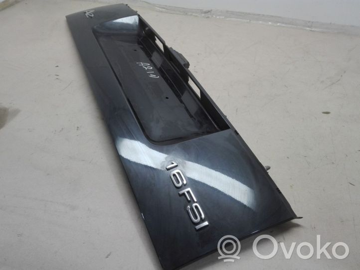 Audi A2 Cornice porta targa 8Z0853465A