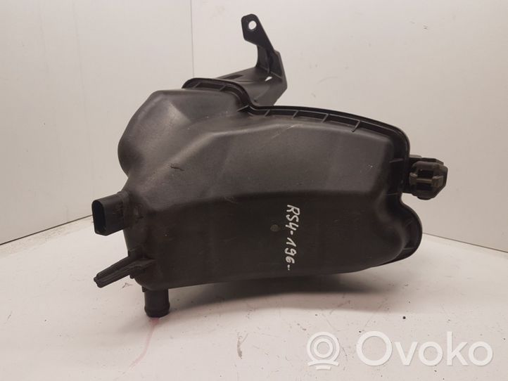 Audi RS4 Serbatoio di compensazione del liquido refrigerante/vaschetta 8T0121405