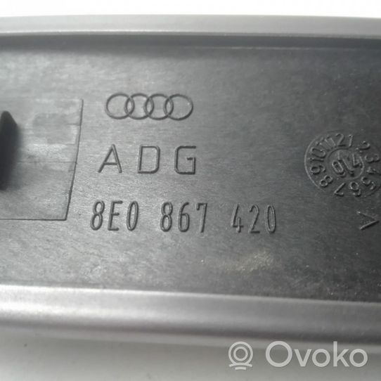 Audi A4 S4 B7 8E 8H Rivestimento della portiera posteriore 8E0867420