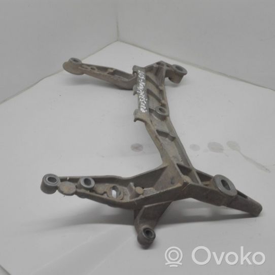 Volkswagen Touareg I Ilmakompressorin kiinnike 7L0616879