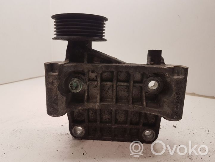 Audi A8 S8 D3 4E Support de générateur / alternateur 059903143K