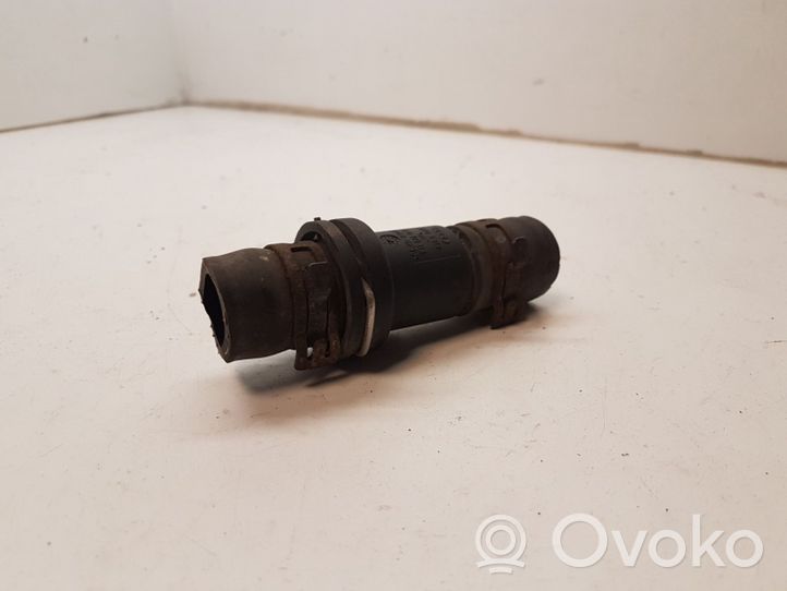 Audi A8 S8 D3 4E Boîtier de thermostat / thermostat 4E0121113