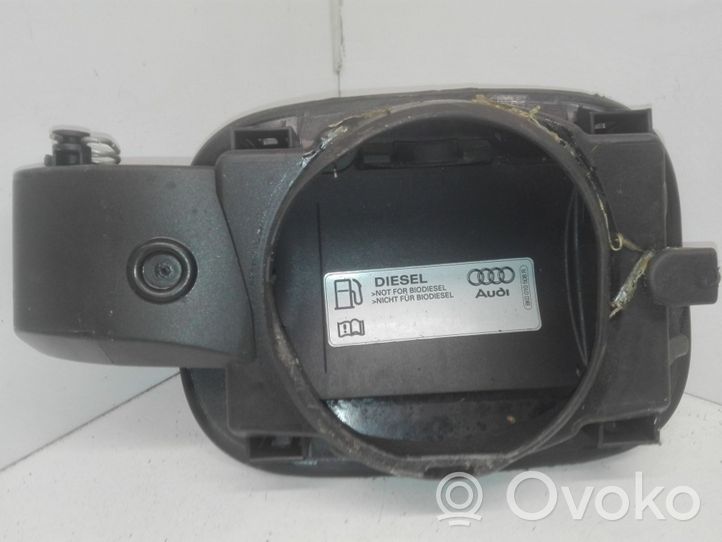 Audi A6 S6 C6 4F Bouchon, volet de trappe de réservoir à carburant 8K0010508R