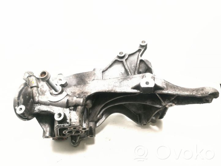 Audi A5 8T 8F Support de générateur / alternateur 06H903143E