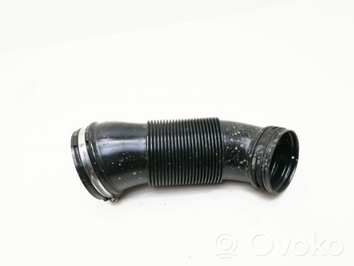 Audi Q2 - Część rury dolotu powietrza 5Q0129684C