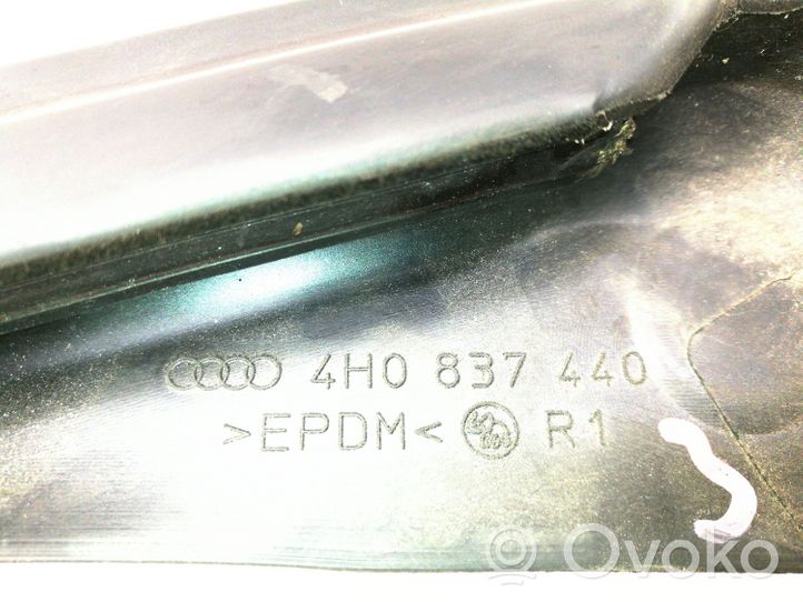 Audi A8 S8 D4 4H Rubber seal front door window/glass 4H0837440