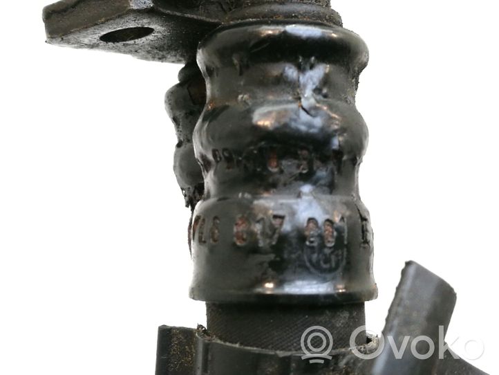 Volkswagen Touareg I Tubo flessibile del radiatore dell’olio del cambio 7L6817801E