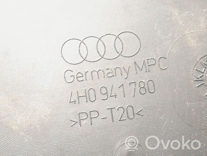 Audi A8 S8 D4 4H Galinio žibinto apdaila (juostelė) 4H0941780