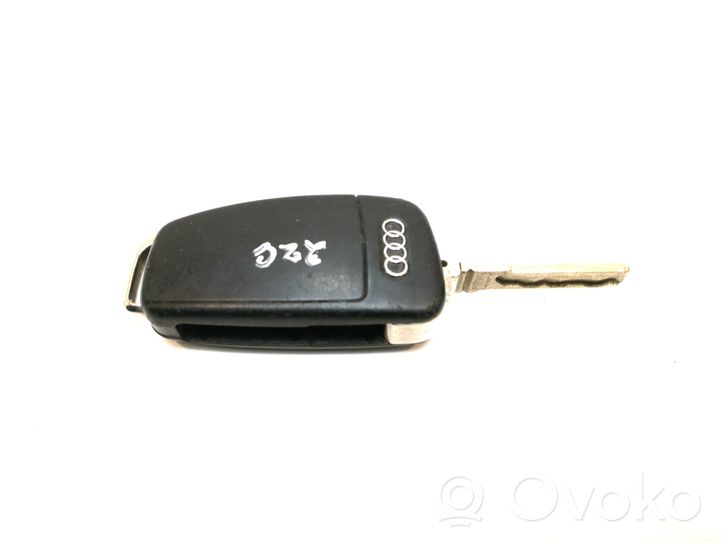 Audi Q7 4L Zündschlüssel / Schlüsselkarte 4F0837220R