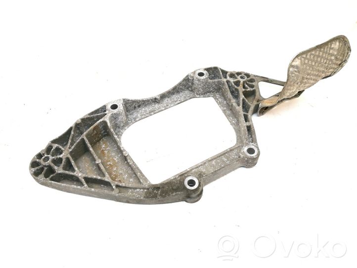 Audi A8 S8 D4 4H Rear differential/diff mount bracket 8K0599287J