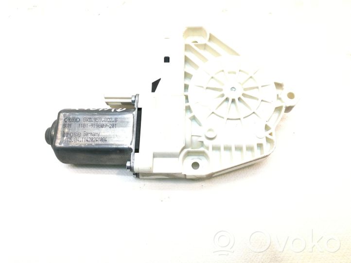 Audi A8 S8 D4 4H Motorino alzacristalli della portiera anteriore 8K0959802B