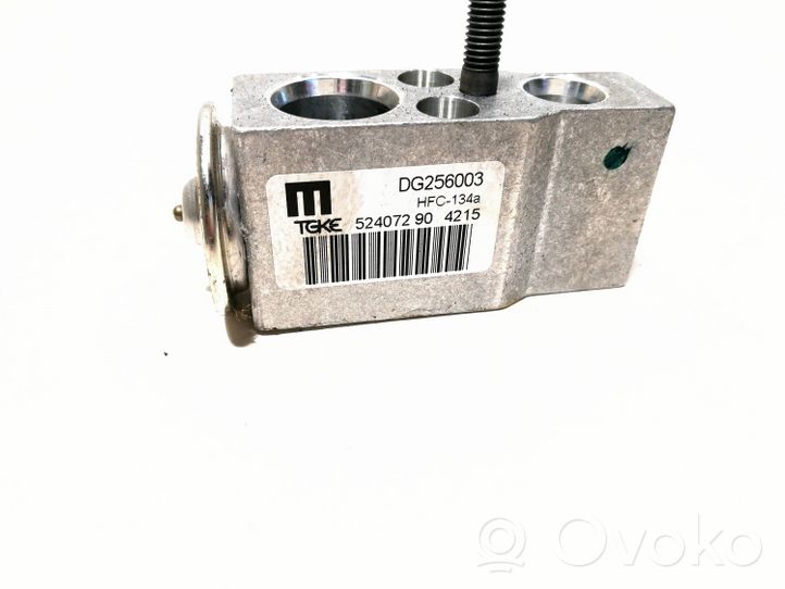 Audi Q7 4M Air conditioning (A/C) expansion valve 52407290