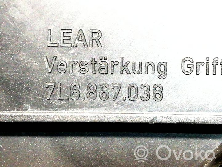 Volkswagen Touareg I Untere Seitenverkleidung Kofferraum 7L6867038