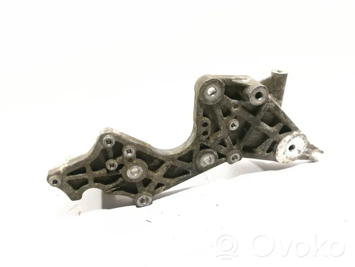 Audi Q7 4L Supporto della pompa del carburante 059130147P