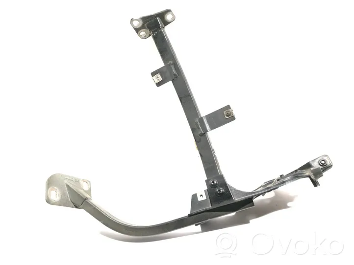 Audi A8 S8 D4 4H Fender mounting bracket 4H0821233