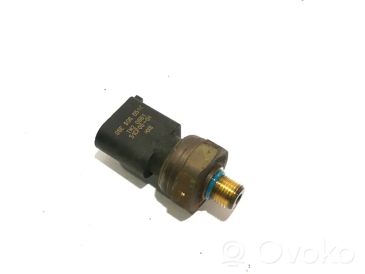 Audi A8 S8 D4 4H Sensor de presión de combustible 06E906051K