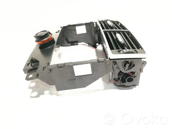 Audi A8 S8 D3 4E Griglia di ventilazione posteriore 4E0819203B