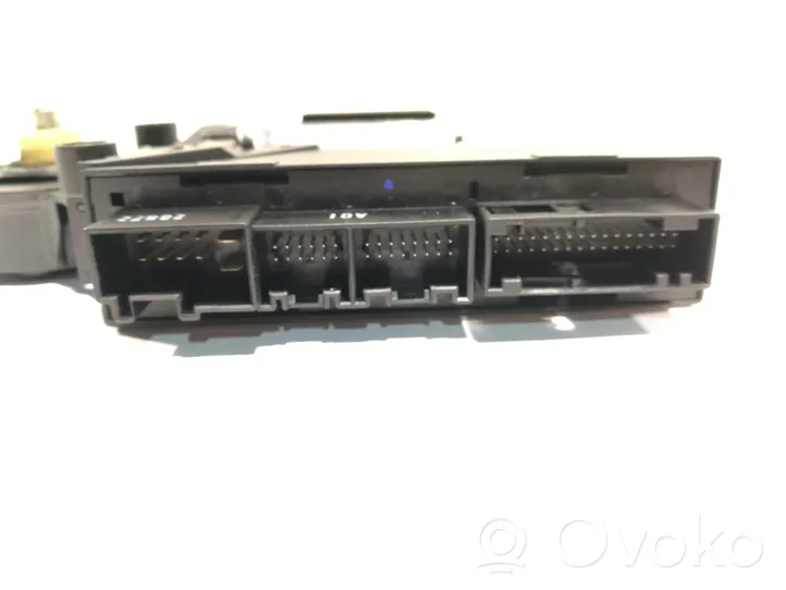 Audi A8 S8 D3 4E Front door window regulator motor 4E1959802B