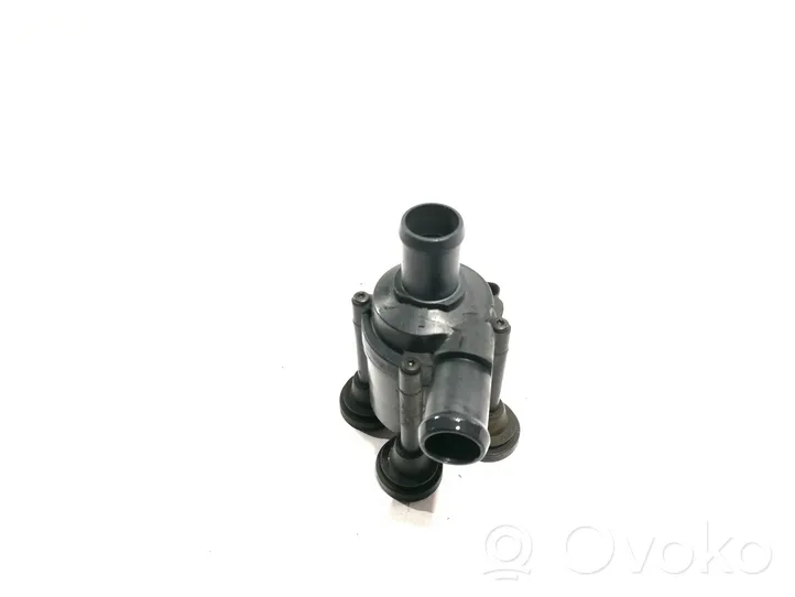 Audi Q7 4M Pompe à eau de liquide de refroidissement 06H121601M