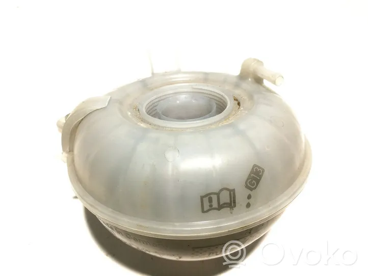 Audi Q2 - Vase d'expansion / réservoir de liquide de refroidissement 5Q0121407F