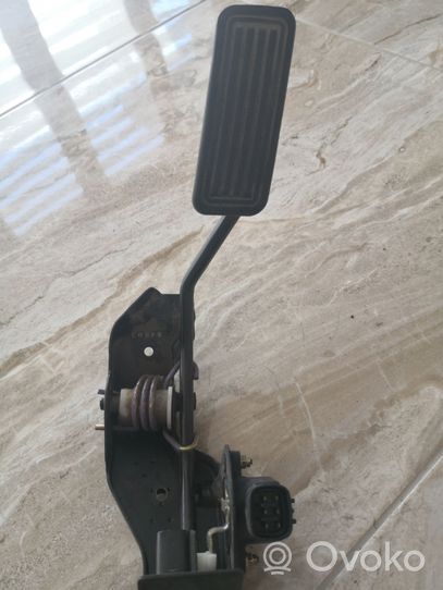 Toyota Corolla E120 E130 Pedal del acelerador 8928152021