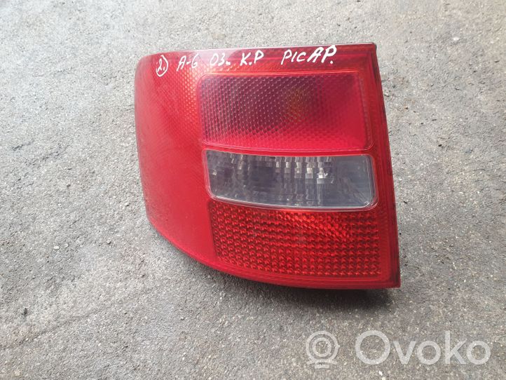 Audi A6 S6 C5 4B Lampa tylna 4B9945095