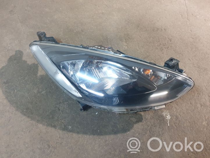 Mazda 2 Lampa przednia 