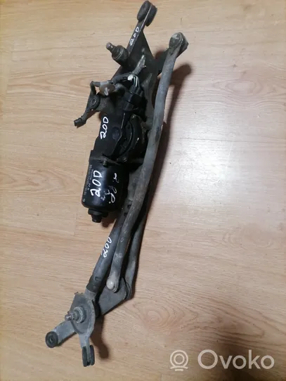 Toyota Avensis Verso Front wiper linkage and motor 8511044100